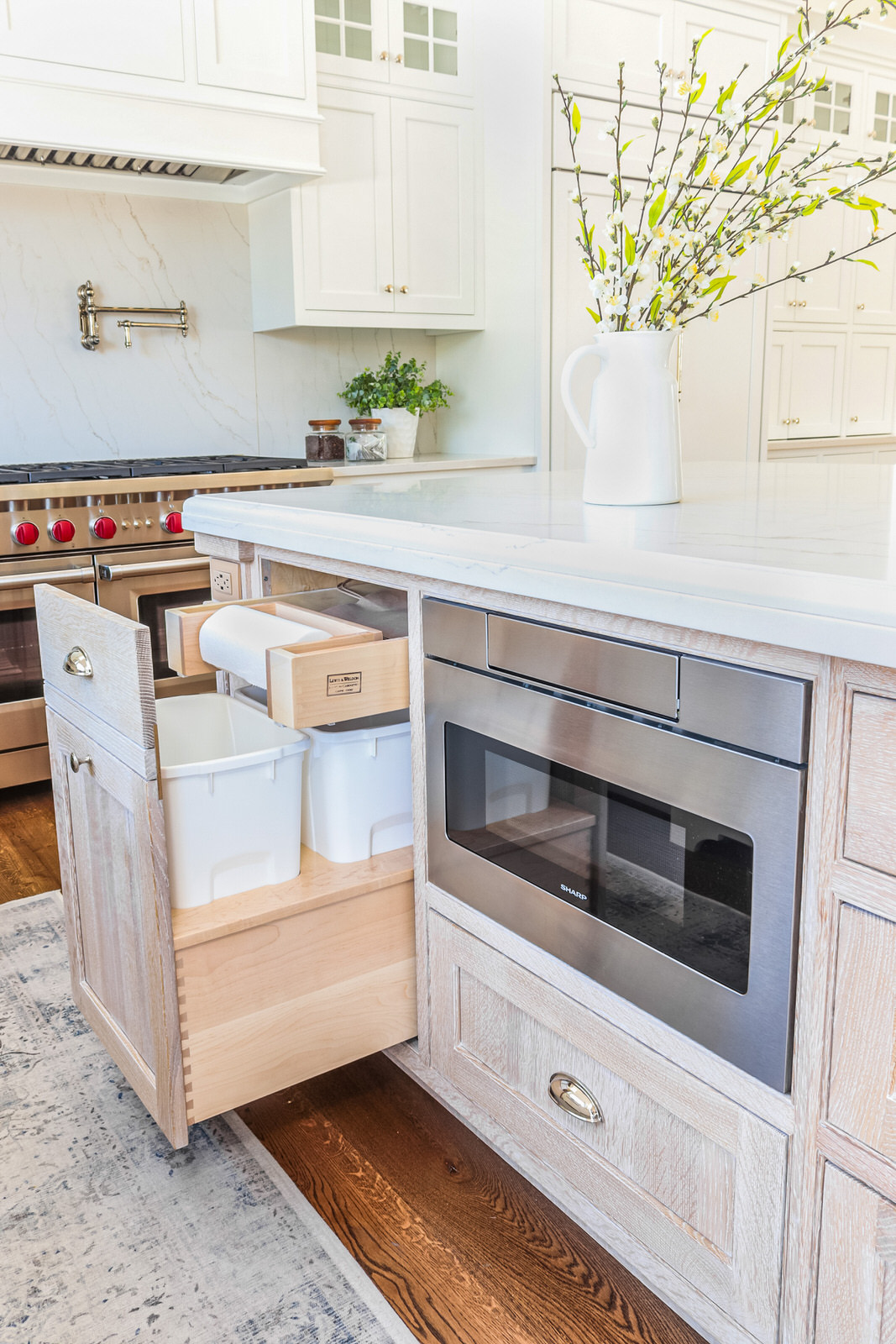 Essential Cabinets for A Functional Kitchen - Lewis & Weldon Custom ...